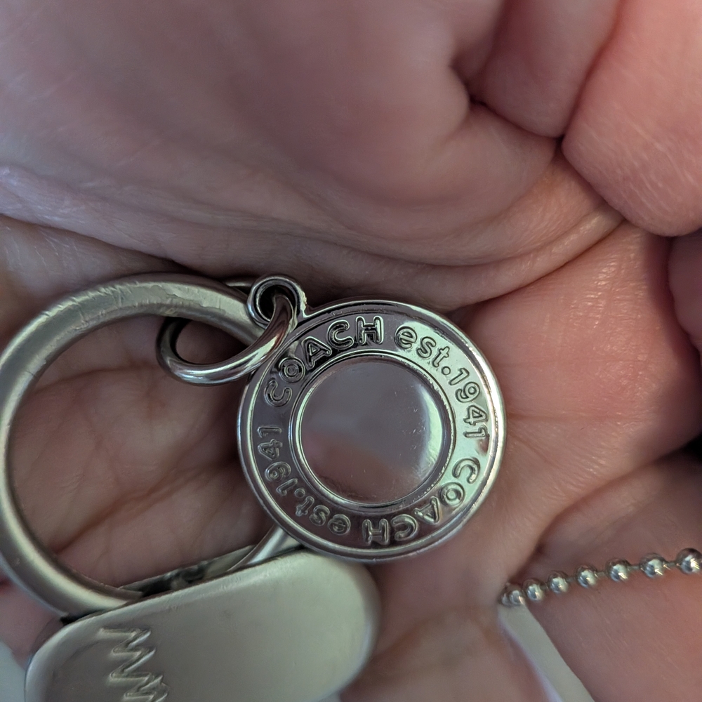 COACH Silver‎ Medallion